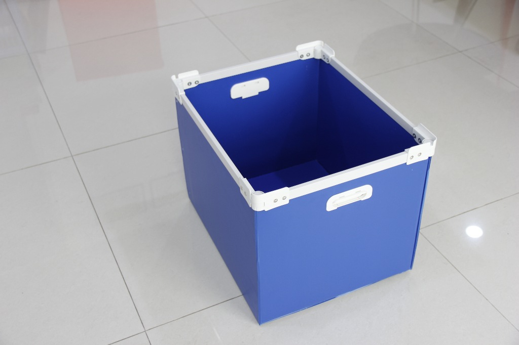 塑料中空板和传统的注塑产品相比较